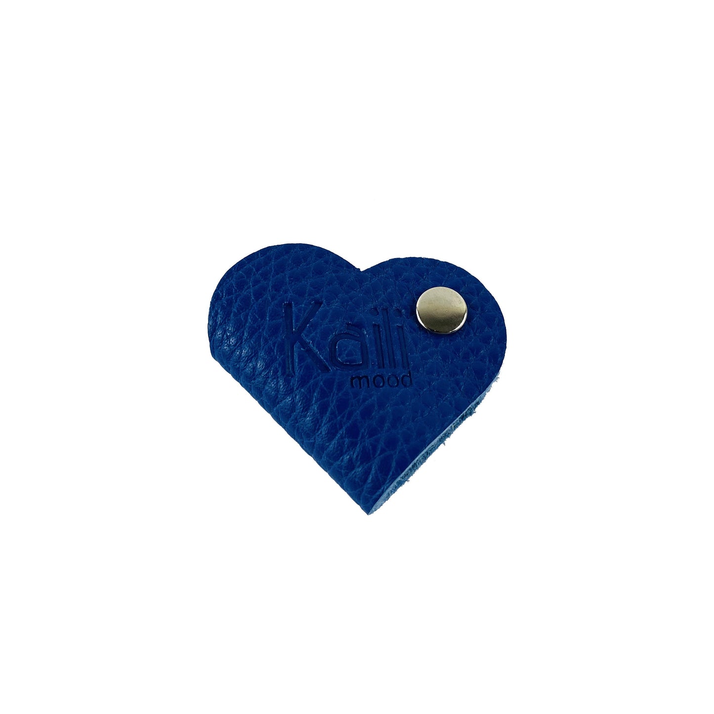 K0039DB | Înfășurător de cablu cu inimă Fabricat în Italia din piele naturală naturală, granulație de dolar - Culoare albastră - Dimensiuni: 5 x 8 x 0,5 cm - Ambalare: Cutie cadou cu fund rigid / capac