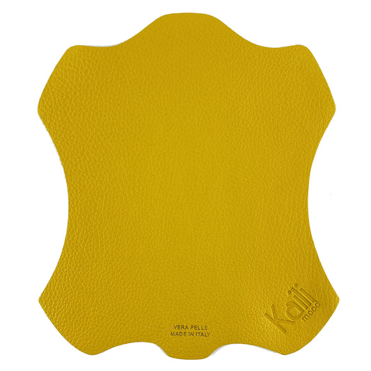 K0001RB | Mouse pad Fabricat în Italia din piele naturală naturală, granulație de dolar - Culoare galbenă - Dimensiuni: 20 x 23 cm - Ambalare: geantă tubulară TNT
