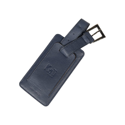 K0006DB | Etichetă de bagaj din piele naturală naturală cu granulație ușoară. Culoare albastră. Curea reglabilă. Dimensiuni: 12 x 6,5 x 1 cm - Ambalare: Cutie cadou rigidă cu fund/capac