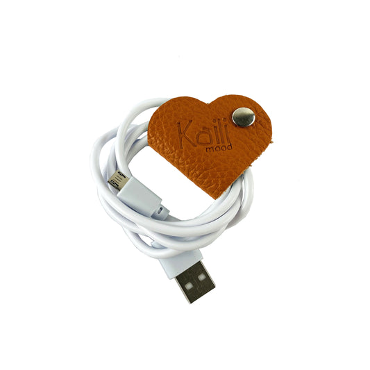 K0039LB | Bobină de cablu Fabricat în Italia din piele naturală, granulație de dolar - Culoare portocalie - Dimensiuni: 5 x 8 x 0,5 cm - Ambalare: Cutie cadou cu fund rigid / capac