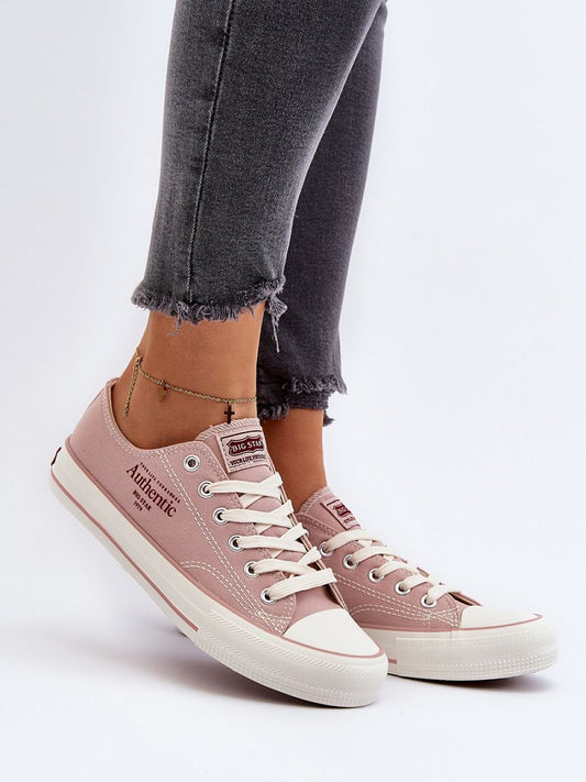 Adidași model 194990 Step in style