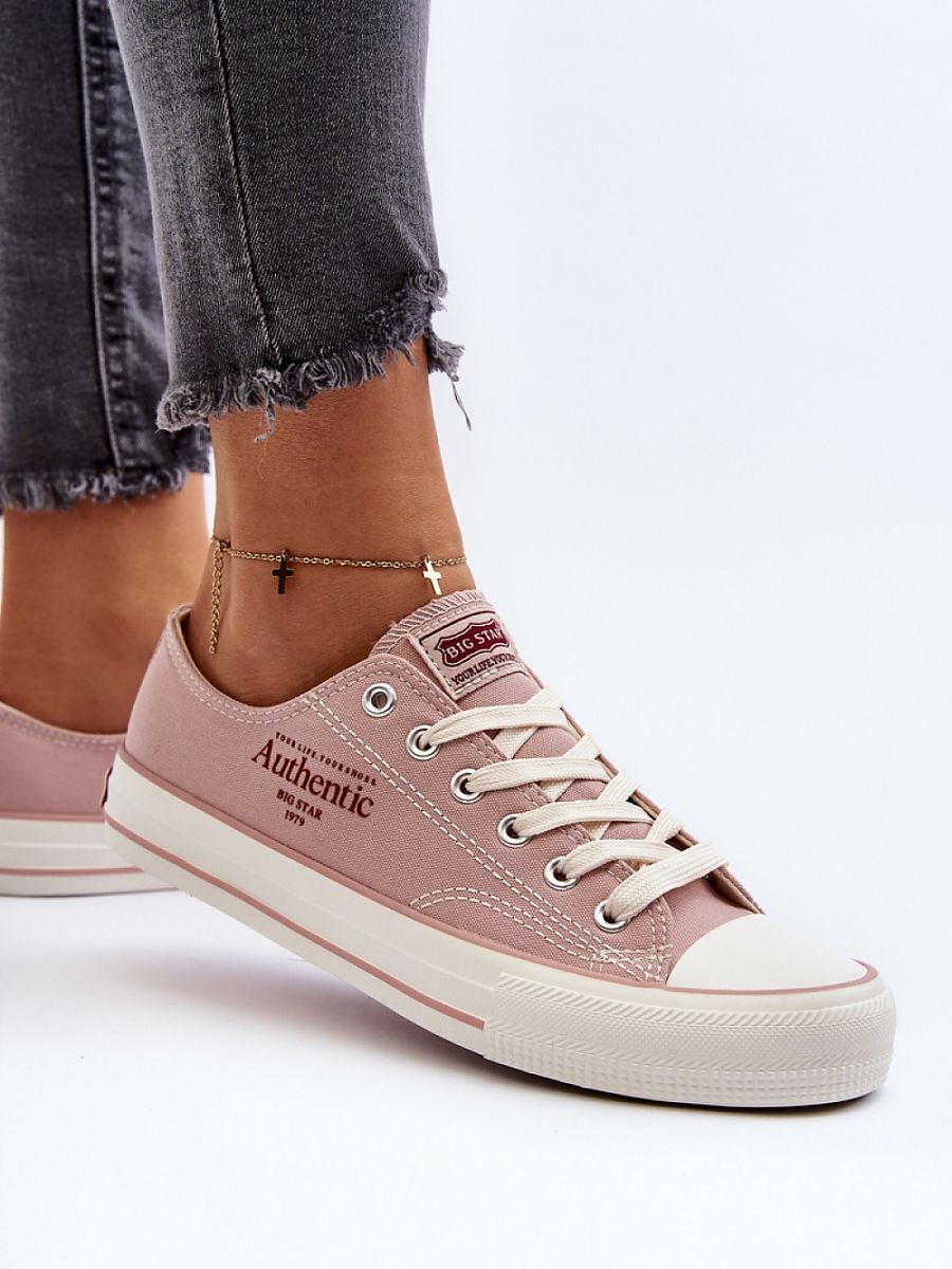 Adidași model 194990 Step in style