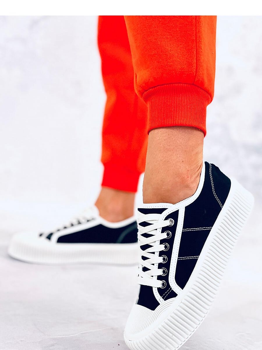 Adidași model 176132 Inello